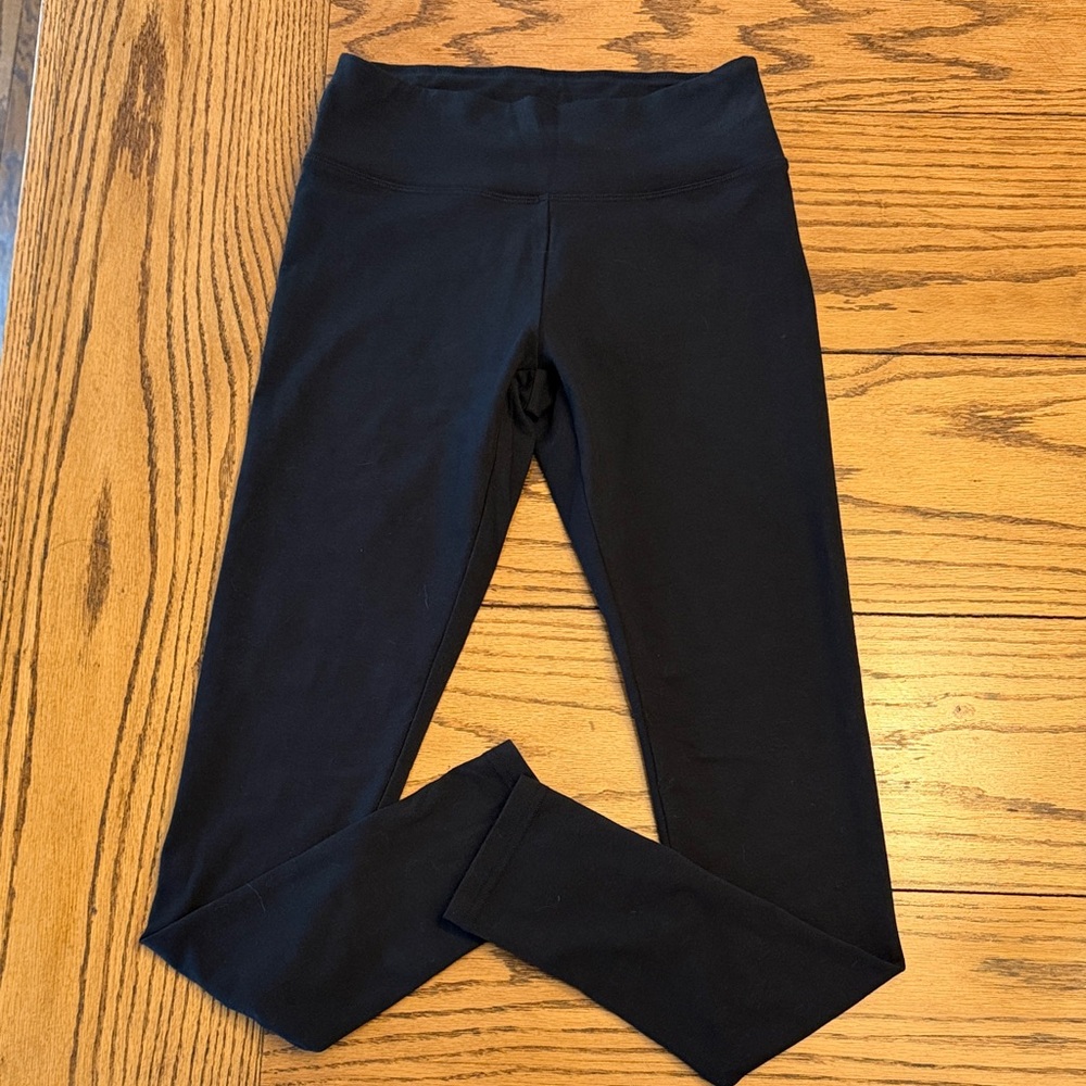 NWOT Aerie women’s Classic Black Leggings size small